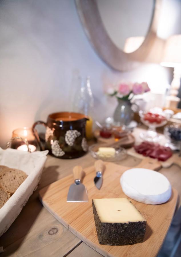 Casa Pasch - Boutique Bed And Breakfast In Cumpadials Sumvitg Экстерьер фото