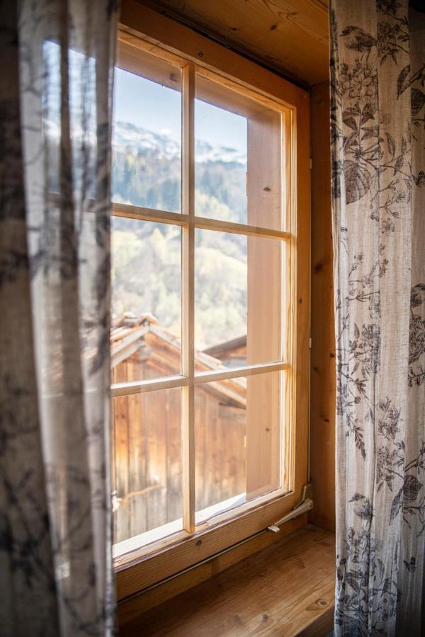 Casa Pasch - Boutique Bed And Breakfast In Cumpadials Sumvitg Экстерьер фото
