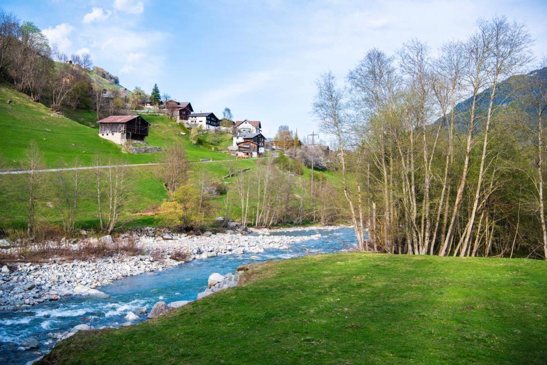 Casa Pasch - Boutique Bed And Breakfast In Cumpadials Sumvitg Экстерьер фото